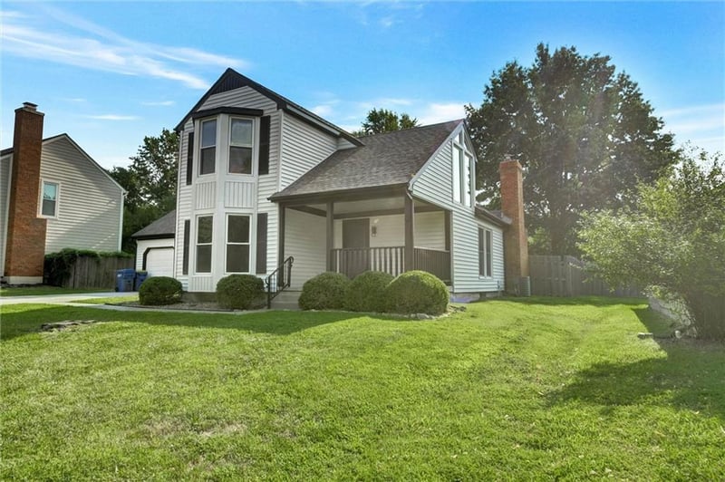 15105 Dearborn St, Overland Park, KS 66223