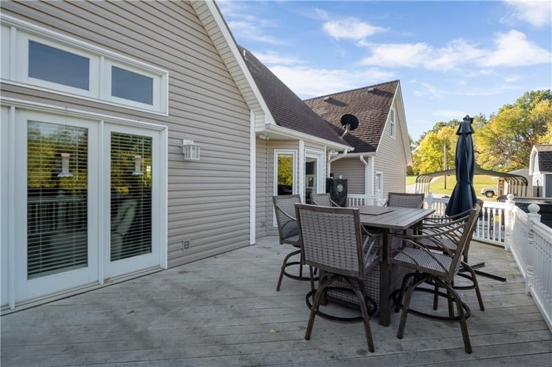 705 Broadway Ave, Richmond, MO 64085