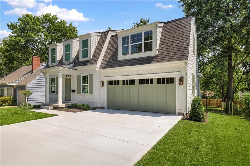 5213 70th Ter, Prairie Village, KS 66208