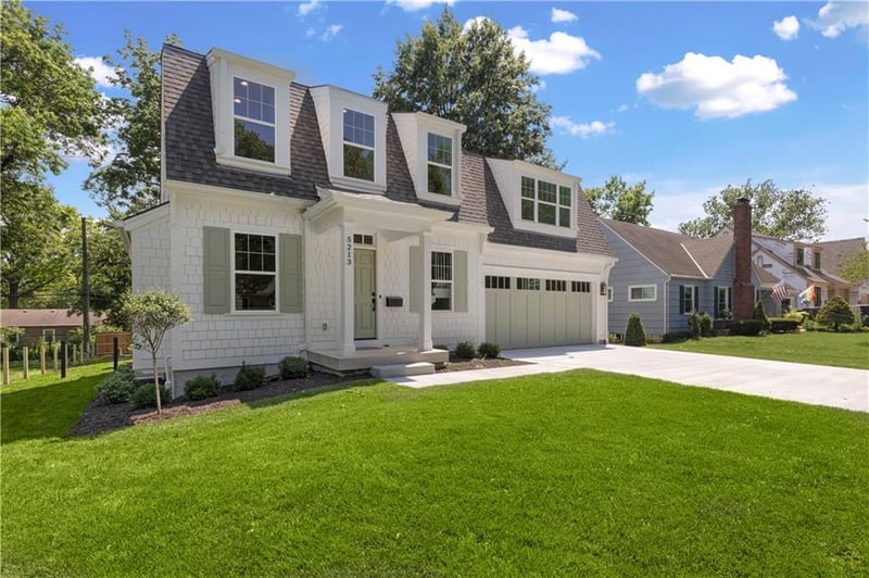 5213 70th Ter, Prairie Village, KS 66208