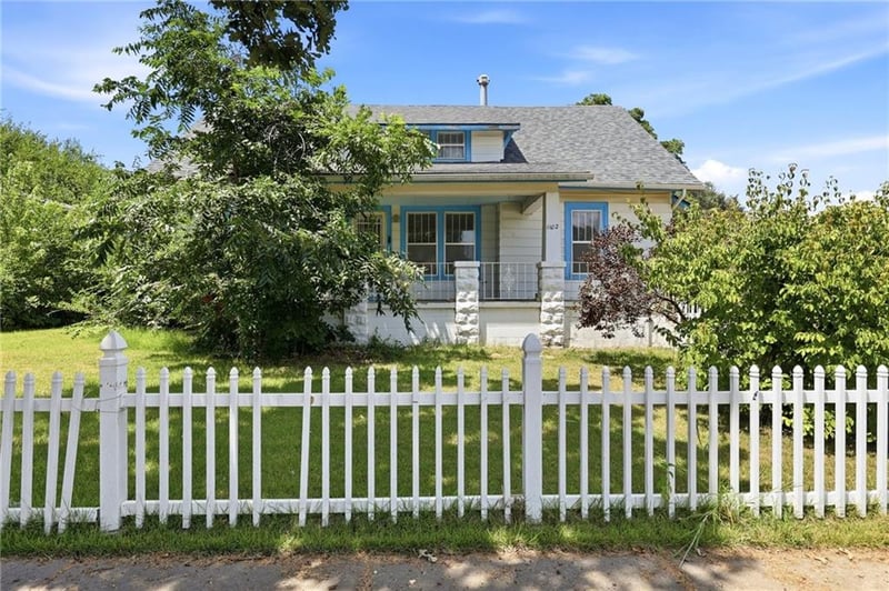 1102 National Ave, Fort Scott, KS 66701