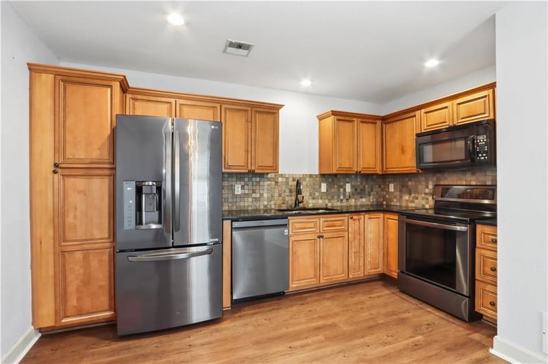 13650 Oak Valley Dr, Platte City, MO 64079