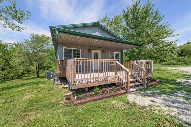 14820 Crystal Dr, Excelsior Springs, MO 64024