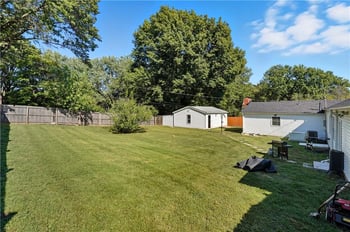5820 Sloan Ave, Kansas City, KS 66104