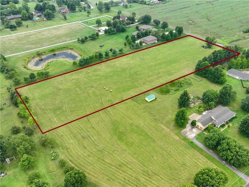 19185 Antioch Rd, Overland Park, KS 66013