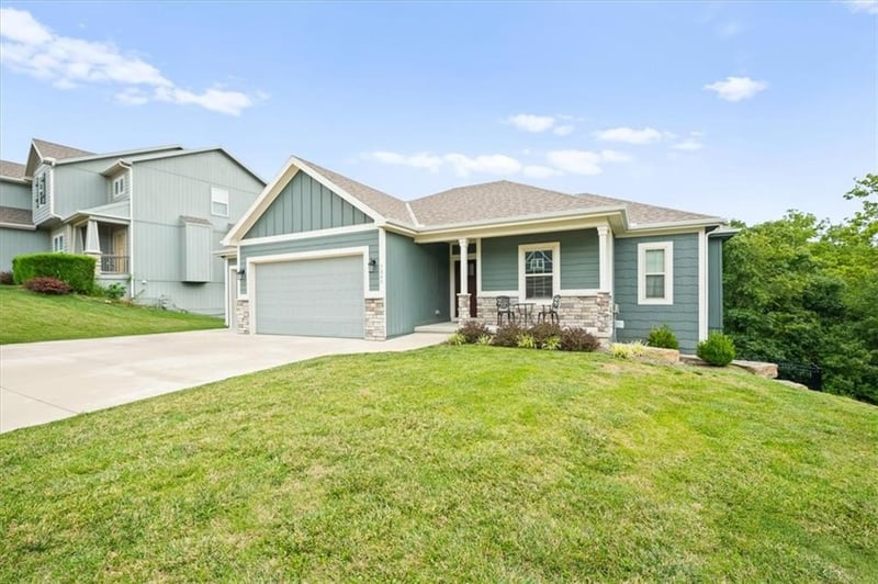 7365 Lamar Dr, Kansas City, MO 64152