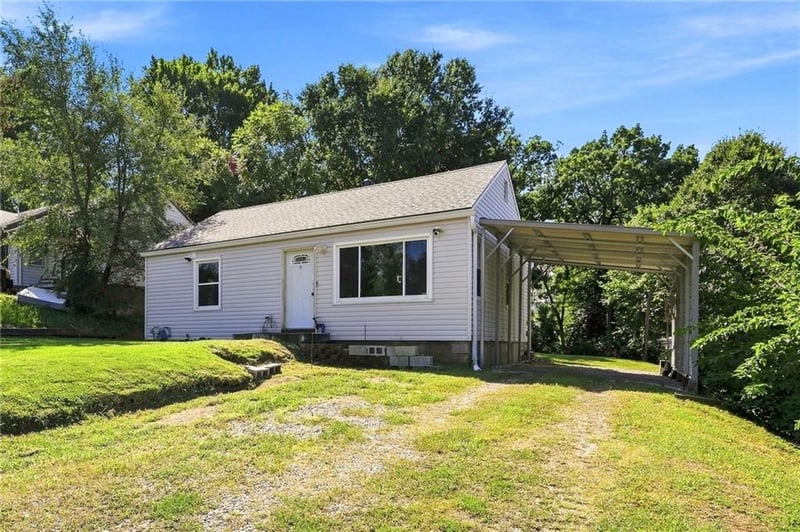 5127 Oakland Ave, Kansas City, KS 66102