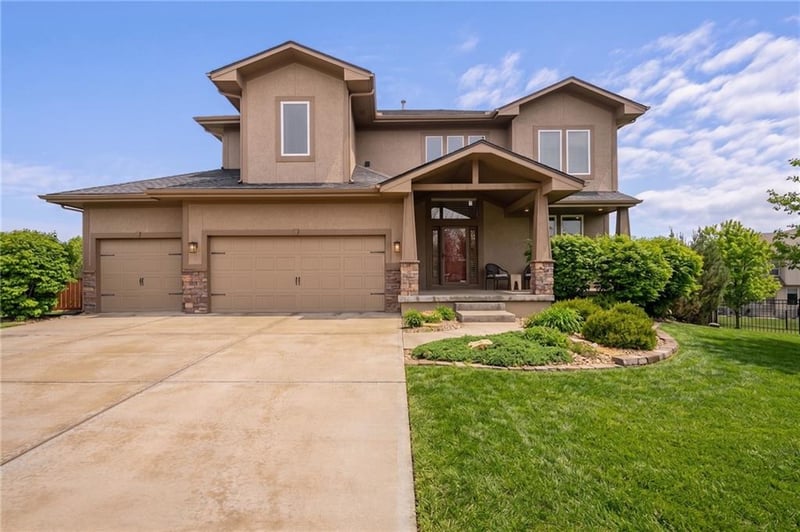 16394 W 171st Ter, Olathe, KS 66062