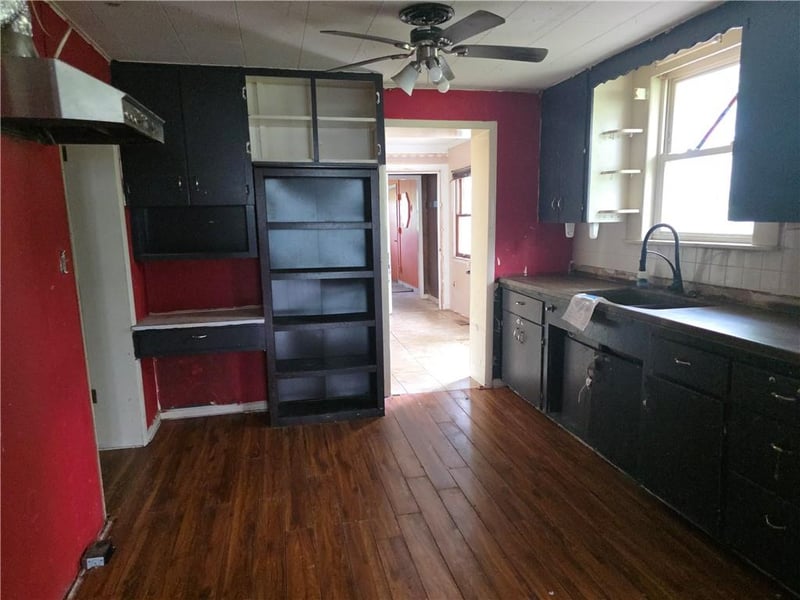208 Woodward St, Parker, KS 66072