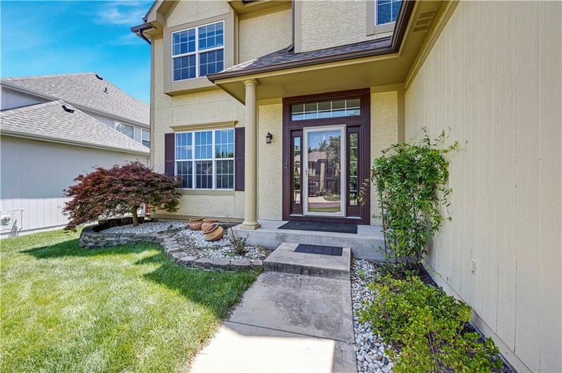 12725 138th St, Overland Park, KS 66221