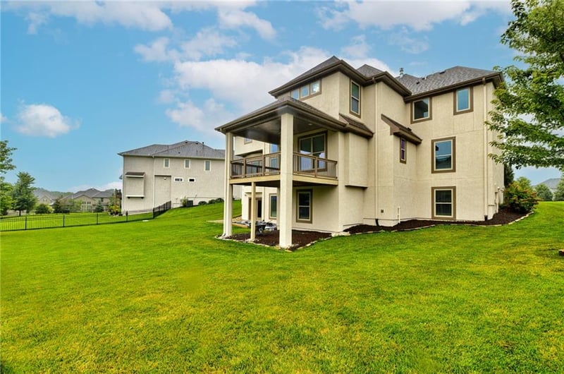 16801 Melrose St, Overland Park, KS 66221