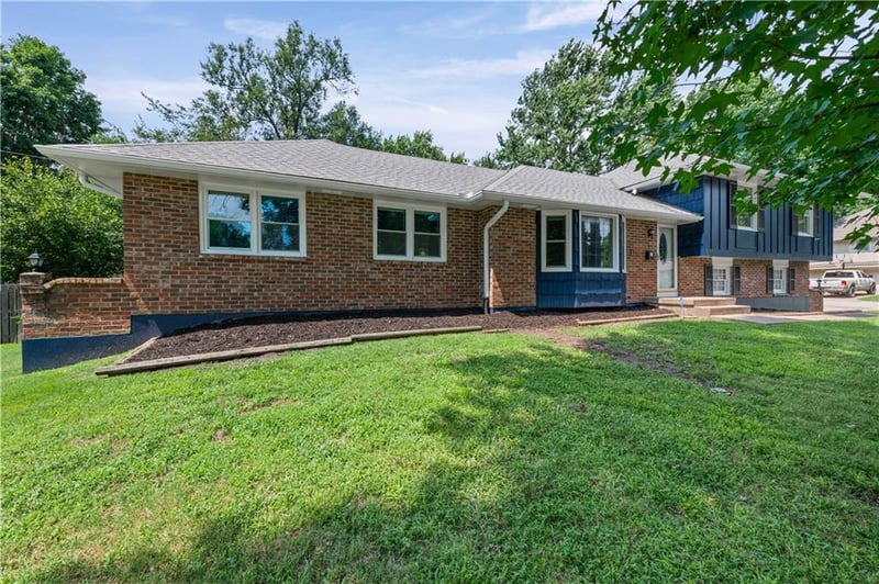 6500 Sterling Ave, Raytown, MO 64133