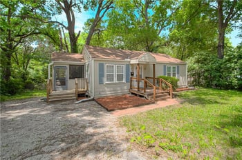 9248 Mcgee St, Kansas City, MO 64114