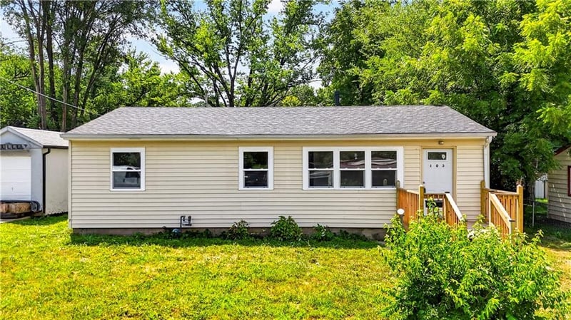 103 Berton Rd, Excelsior Springs, MO 64024