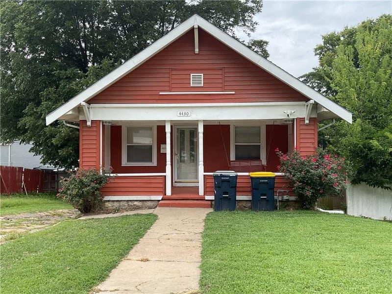 4430 Montgall Ave, Kansas City, MO 64130