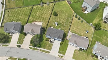 10220 N Lewis Ave, Kansas City, MO 64157