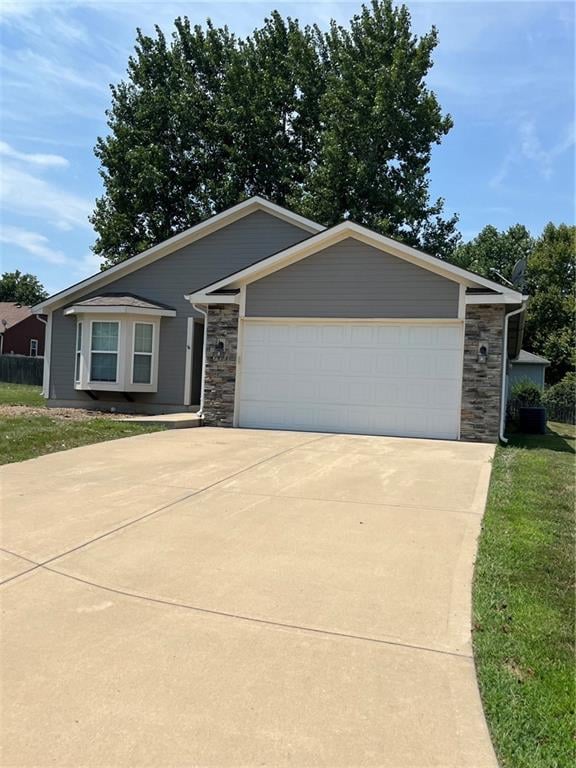 1808 Keenan St, Independence, MO 64058