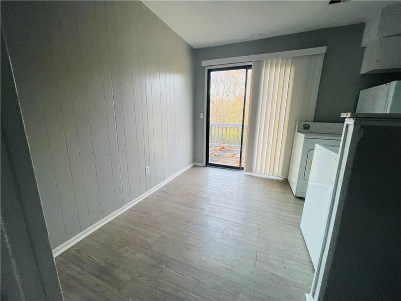226 101st Rd, Warrensburg, MO 64093