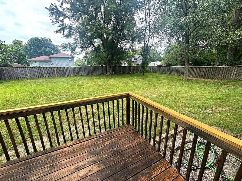 112 Sharon Ln, Garden City, MO 64747