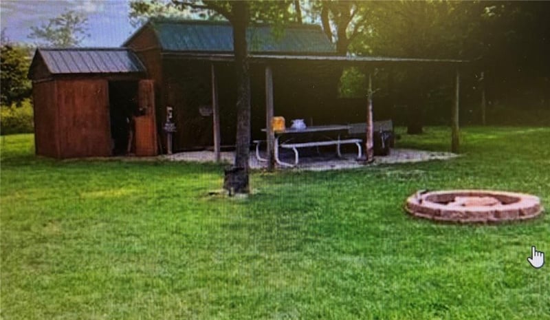 798 Sugar Lake Dr, Mound City, KS 66056