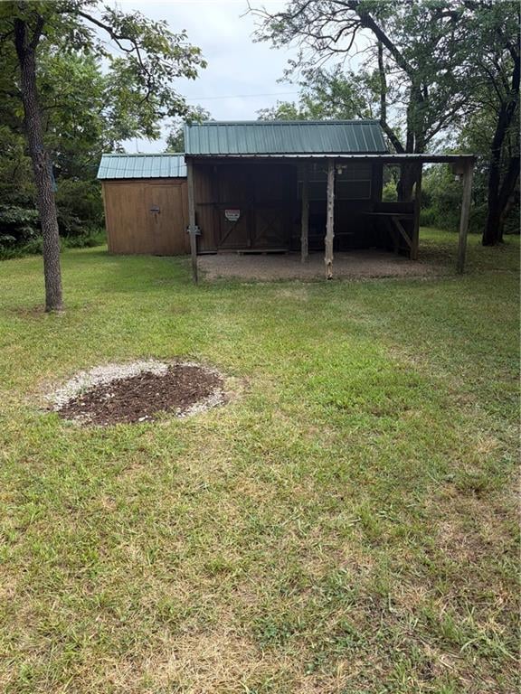 798 Sugar Lake Dr, Mound City, KS 66056
