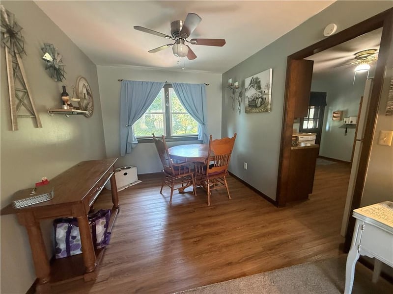 103 Ridge Dr, Oregon, MO 64473