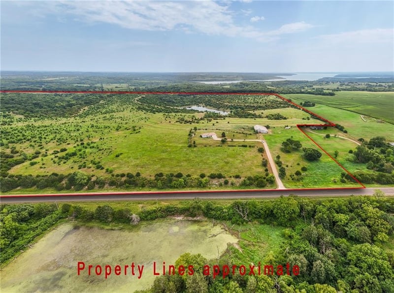 1460 250 Rd, Lecompton, KS 66050
