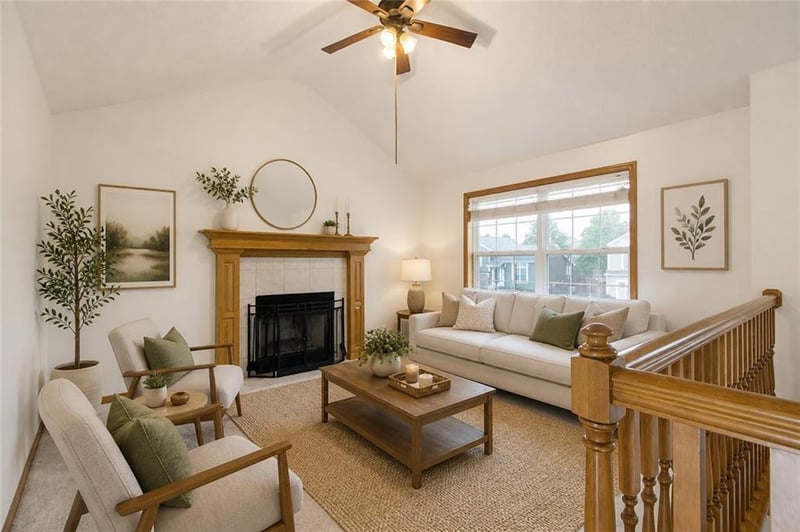 208 Hampton Dr, Smithville, MO 64089