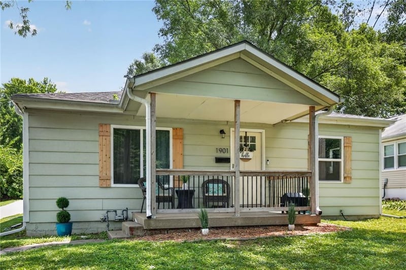1901 Cedar Ave, Independence, MO 64052