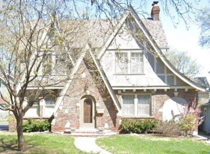 624 71st Ter, Kansas City, MO 64131
