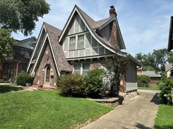 624 E 71st Ter, Kansas City, MO 64131