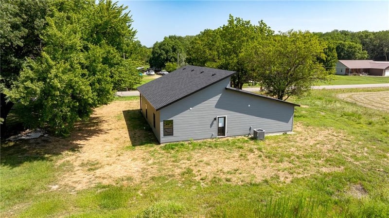 1616 20th St, Pittsburg, KS 66762