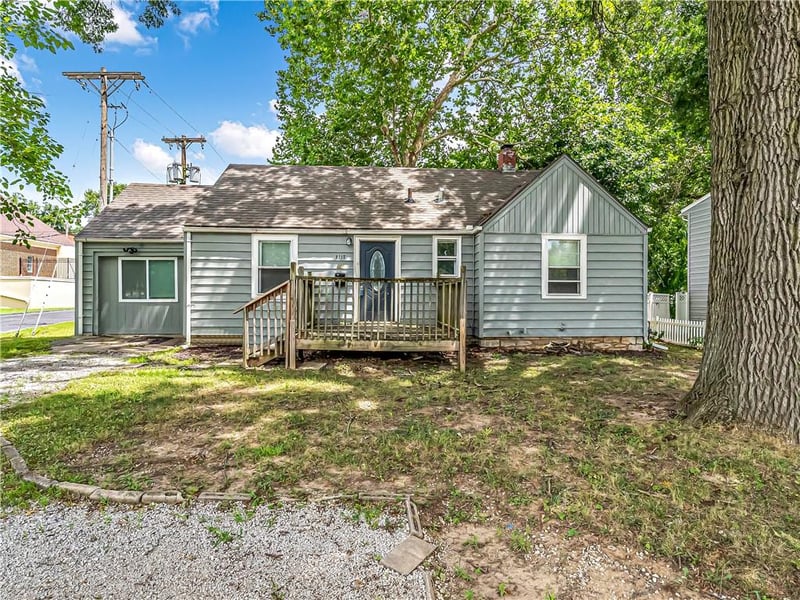 3117 Crysler Ave, Independence, MO 64055