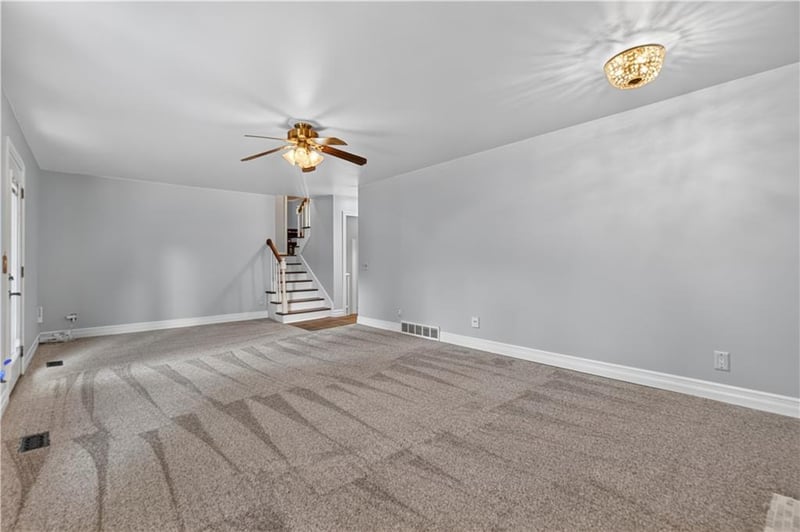 9980 Melrose St, Overland Park, KS 66214
