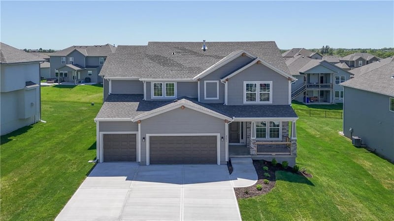 2695 Park St, Olathe, KS 66061
