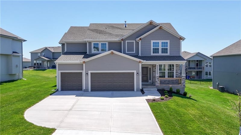 2695 Park St, Olathe, KS 66061