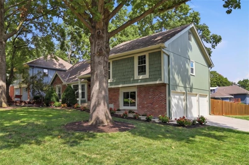 7500 98th Ter, Overland Park, KS 66212