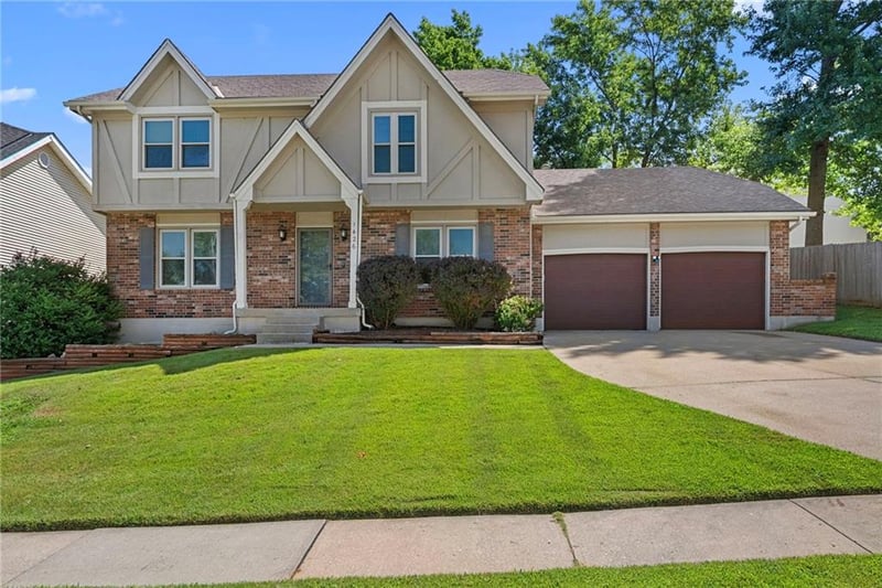 1426 83rd St, Kansas City, MO 64118
