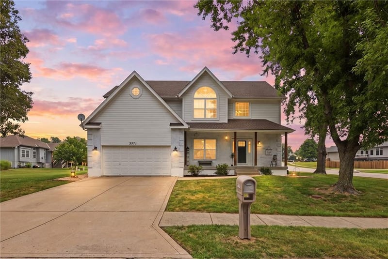 3371 Cochise Ave, Independence, MO 64057