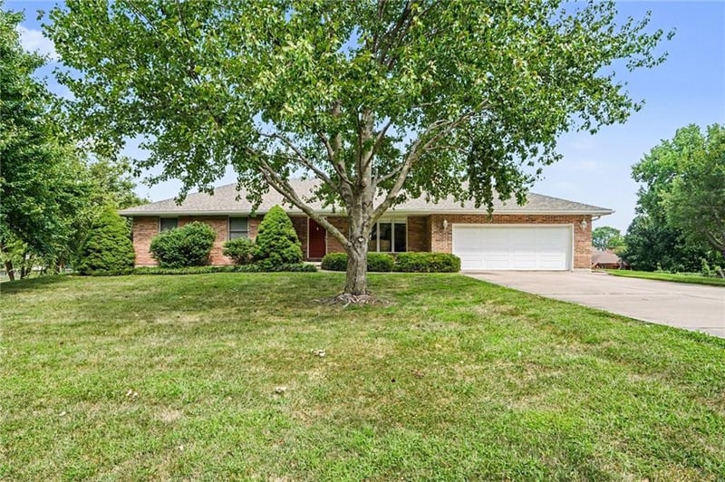 18103 Murphy Rd, Smithville, MO 64089