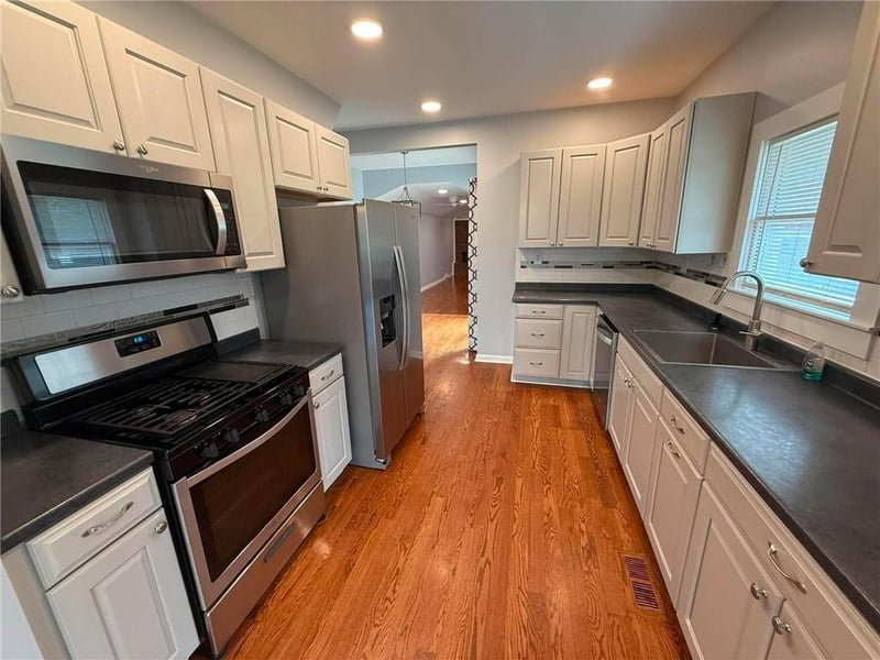 302 Noyes Blvd, St Joseph, MO 64501