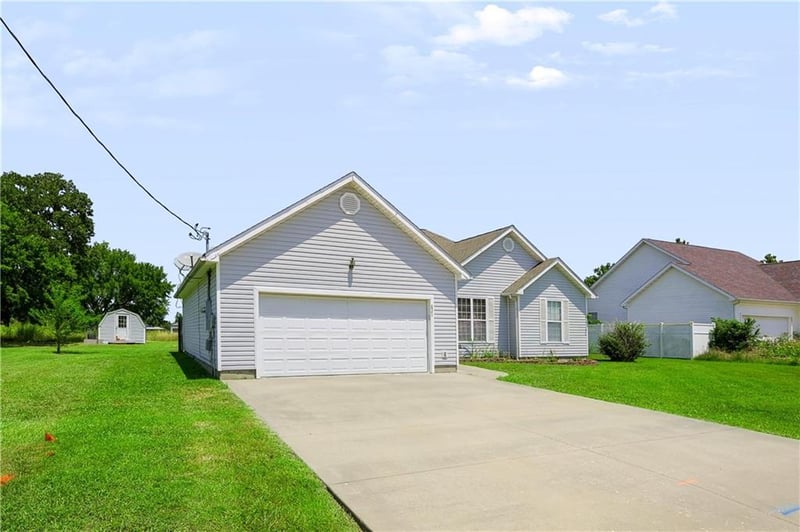 821 19th St, Galena, KS 66739