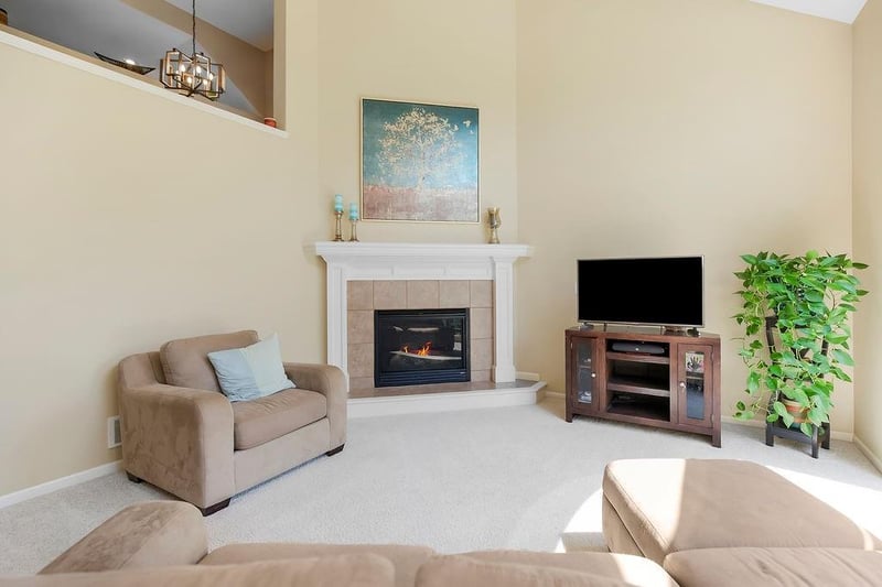 2282 Layton Dr, Olathe, KS 66061
