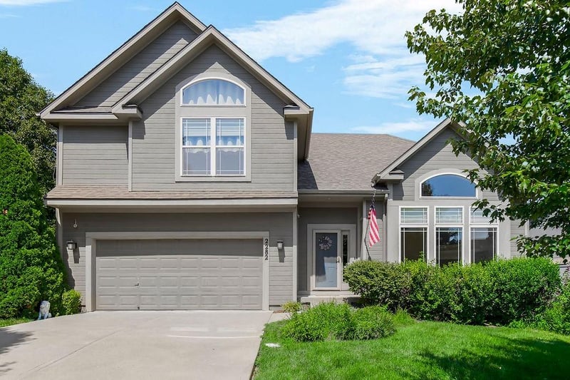 2282 Layton Dr, Olathe, KS 66061