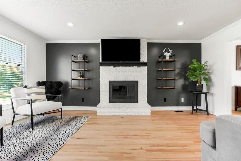 4900 Ballentine St, Shawnee, KS 66203