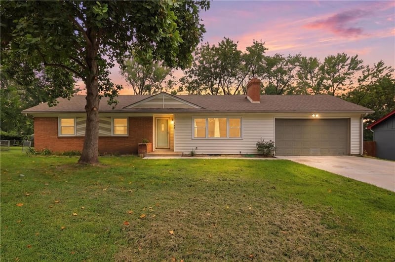 9112 58th Ter, Raytown, MO 64133