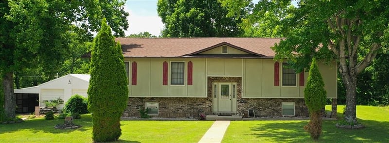 128 Jh Williamson Jr Ct, Saint Robert, MO 65584