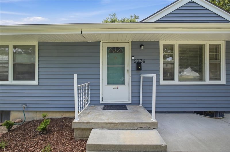 5736 Woodson St, Mission, KS 66202