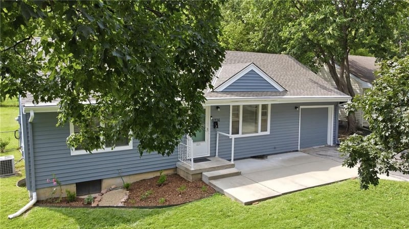 5736 Woodson St, Mission, KS 66202