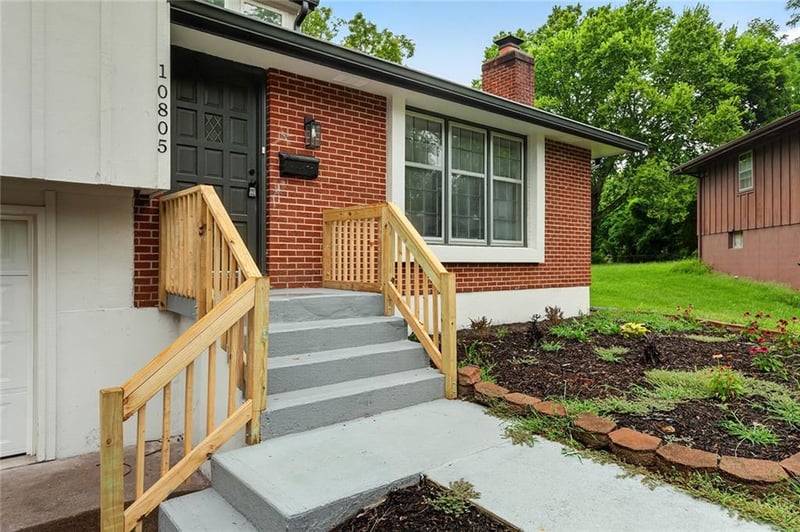 10805 65th St, Raytown, MO 64133